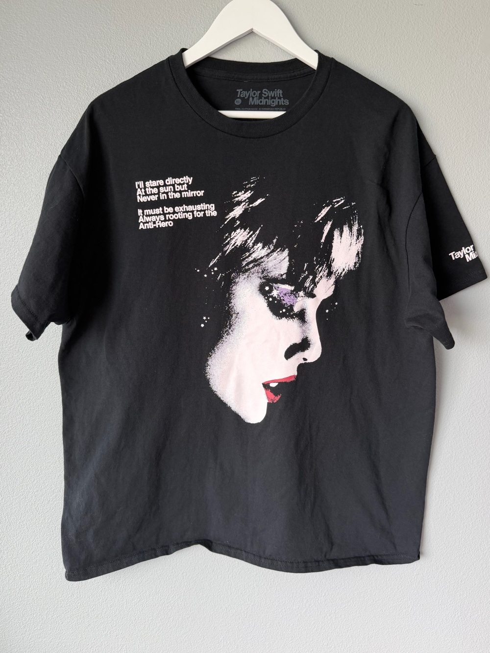 Taylor Swift black Midnights merch Anti-Hero short sleeve tee Women’s sz XL